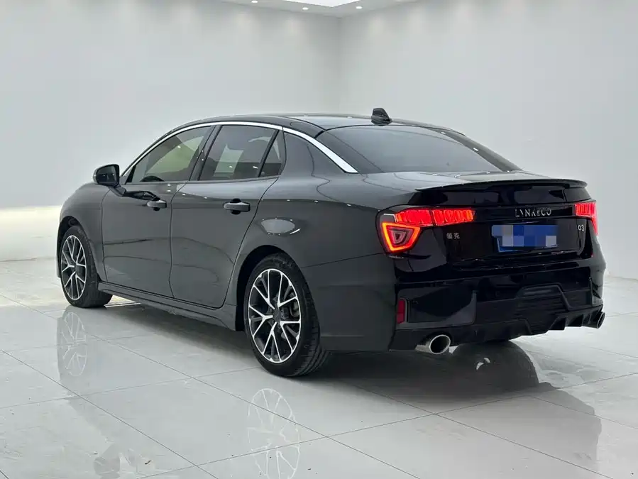 900x675_0_q87_c42_autohomecar__Chto52koF4SAcSQOAAJYYxhBN74986.jpg.webp Used Lynk & Co 03 2022 1.5TD DCT Pro
