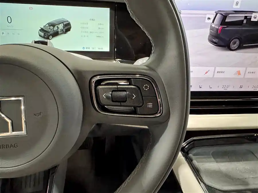 Used Zeekr 009 2024 six-seat executive version four-wheel drive 108kWh