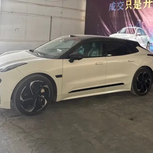 900x675_0_q87_c42_autohomecar__Chto52kw9YuAb-LDAAYpDVVaYWw228.jpg.webp Used Zeekr 001 2024 WE version 95kWh four-wheel drive