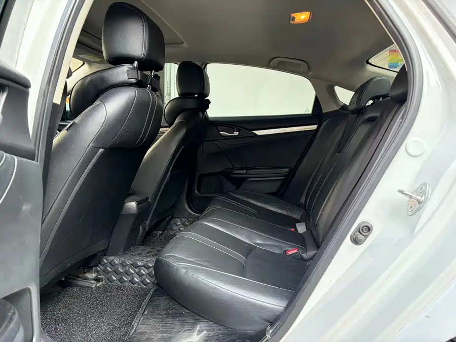 Used Honda Civic 2016 220TURBO CVT Deluxe Edition