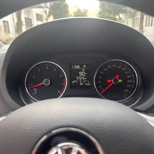 Used Volkswagen Polo 2016 1.6L automatic comfort model