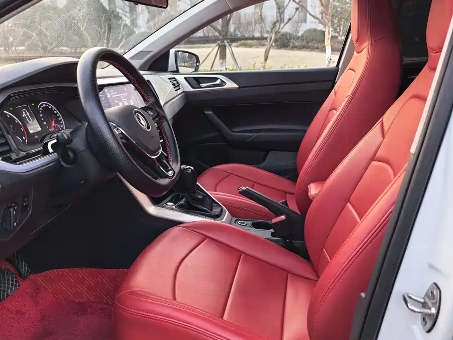 900x675_0_q87_c42_autohomecar__Chto52l0BaGACUCrAAWCQvNF3Fc965.jpg.webp Used Volkswagen Polo 2021 Plus 1.5L Automatic Colorful Technology Edition