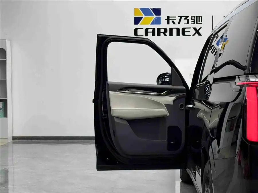 900x675_0_q87_c42_autohomecar__Chto52l0KPGAGx5nAAFtmHfwMUs743.jpg.webp Used Zeekr 009 2024 seven-seater aisle version 108kWh