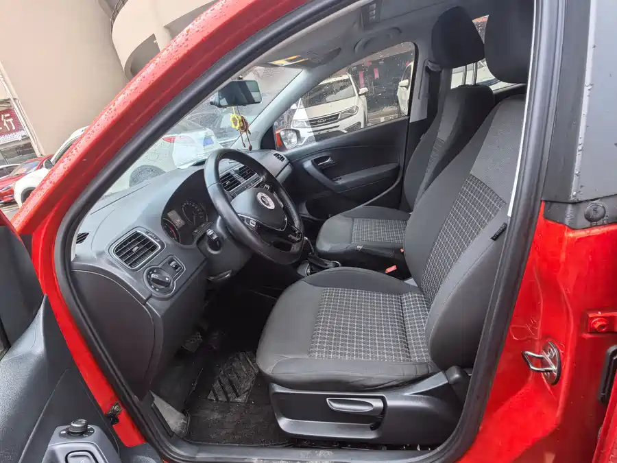 Used Volkswagen Polo 2018 1.5L automatic safety model