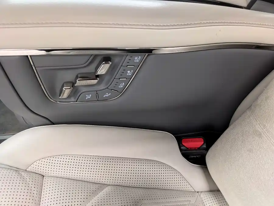 900x675_0_q87_c42_autohomecar__Chto52l6-PSAVHwnAAUHjoUPIj0003.jpg.webp Used Zeekr 009 2024 seven-seater aisle version 108kWh
