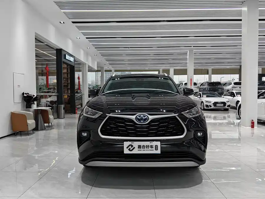 900x675_0_q87_c42_autohomecar__Chto52l7LniAQv68AAaHlunte40327.jpg.webp Used Toyota Highlander 2023 2.5L smart electric hybrid dual-engine four-wheel drive luxury version 7 seats