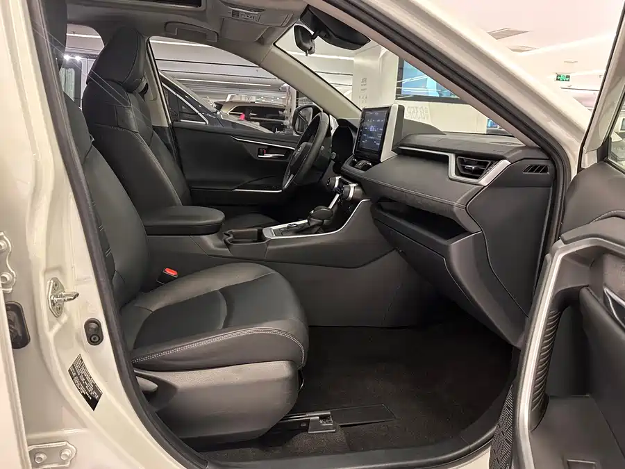Used Toyota RAV4 Rongfang 2021 dual engine 2.5L E-CVT four-wheel drive elite PLUS version