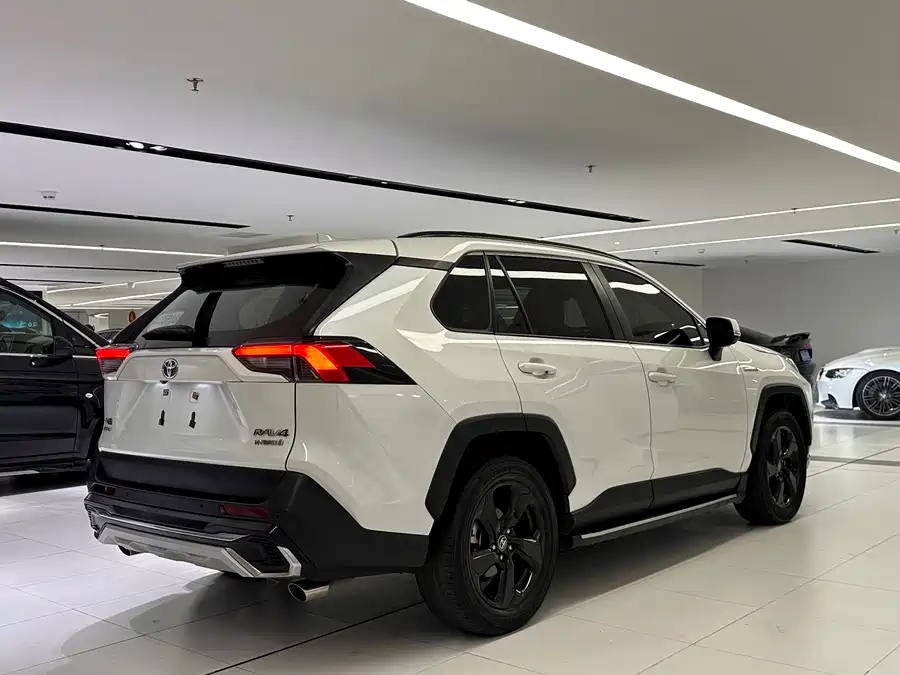 Used Toyota RAV4 Rongfang 2021 dual engine 2.5L E-CVT four-wheel drive elite PLUS version