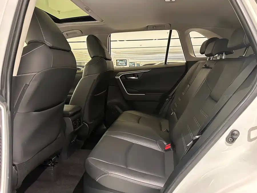 Used Toyota RAV4 Rongfang 2021 dual engine 2.5L E-CVT four-wheel drive elite PLUS version