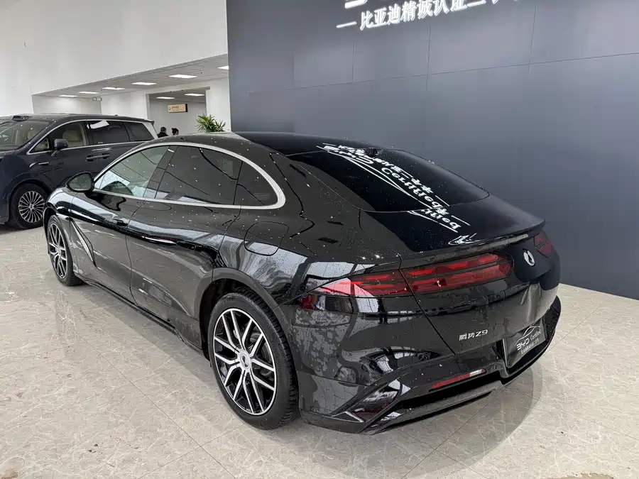 900x675_0_q87_c42_autohomecar__Chto52l8pYeAGmCBAAmqTHCXovM408.jpg.webp Used Denza Z9 2024 1100km four-wheel drive Max version