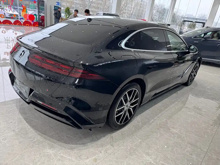 900x675_0_q87_c42_autohomecar__Chto52l8pZOALTL_AAwIpghYUYM171.jpg.webp Used Denza Z9 2024 1100km four-wheel drive Max version