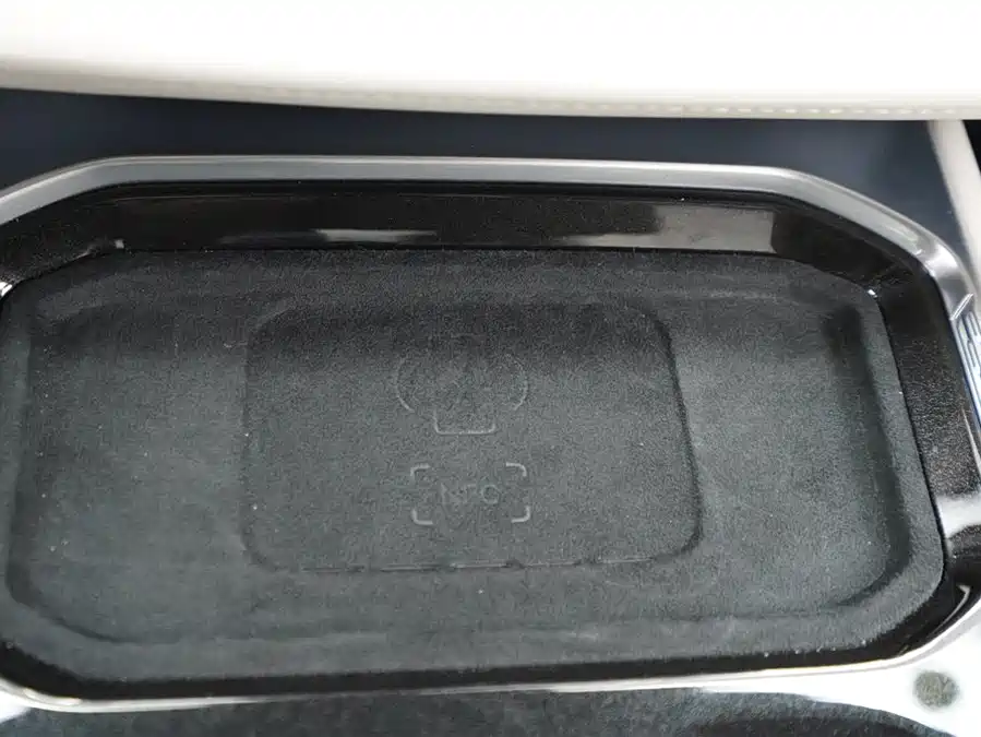 900x675_0_q87_c42_autohomecar__Chto52lGDlOAffPiAAGXT2m6JBU958.jpg.webp Used Zeekr 009 2024 seven-seater aisle version 108kWh