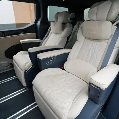 900x675_0_q87_c42_autohomecar__Chto52lGDlSAPO-SAAF1hdYY6LM704.jpg.webp Used Zeekr 009 2024 seven-seater aisle version 108kWh