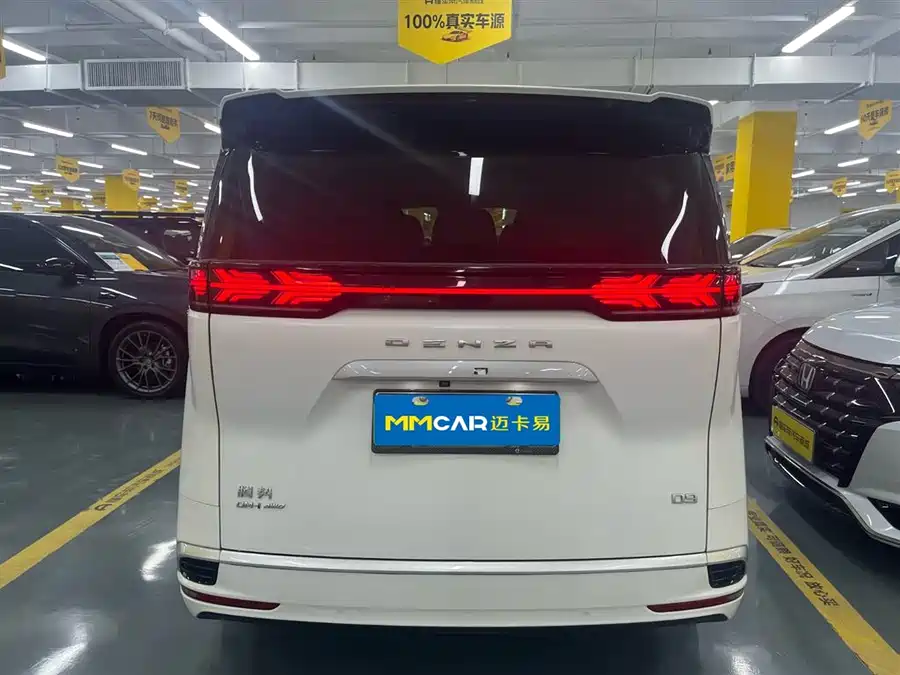Used Denza D9 2022 DM-i 970 four-wheel drive flagship model