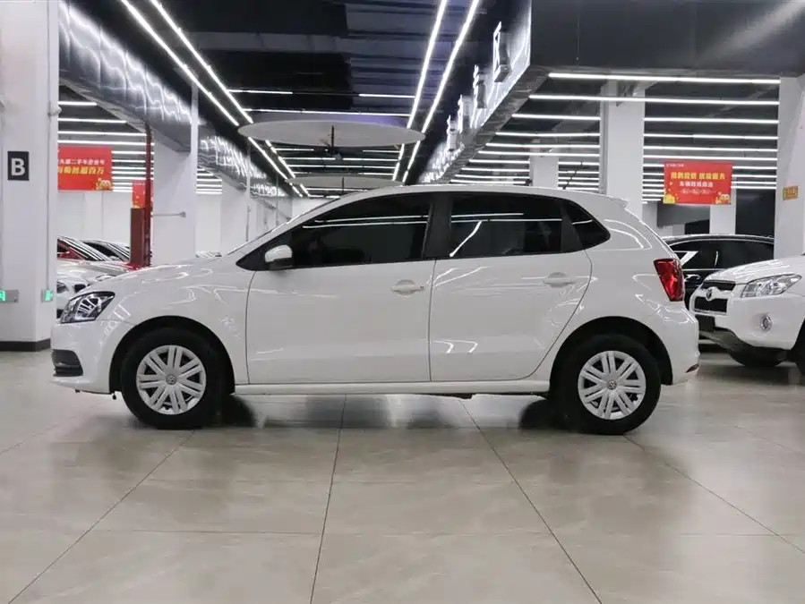 Used Volkswagen Polo 2016 1.4L automatic fashion model