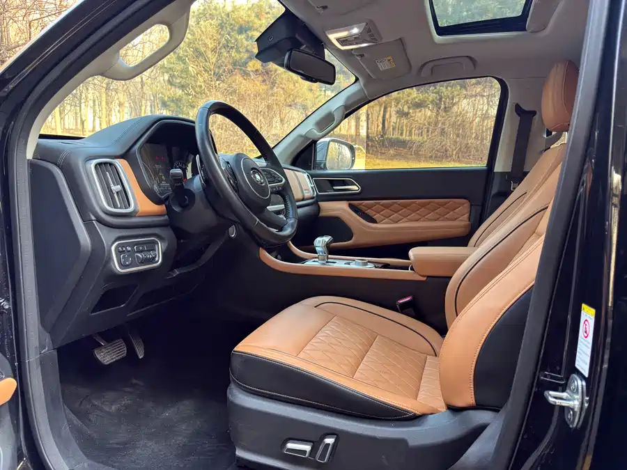 Used GWM Cannon 2021 2.0T passenger global version automatic diesel four-wheel drive sports standard box GW4D20M