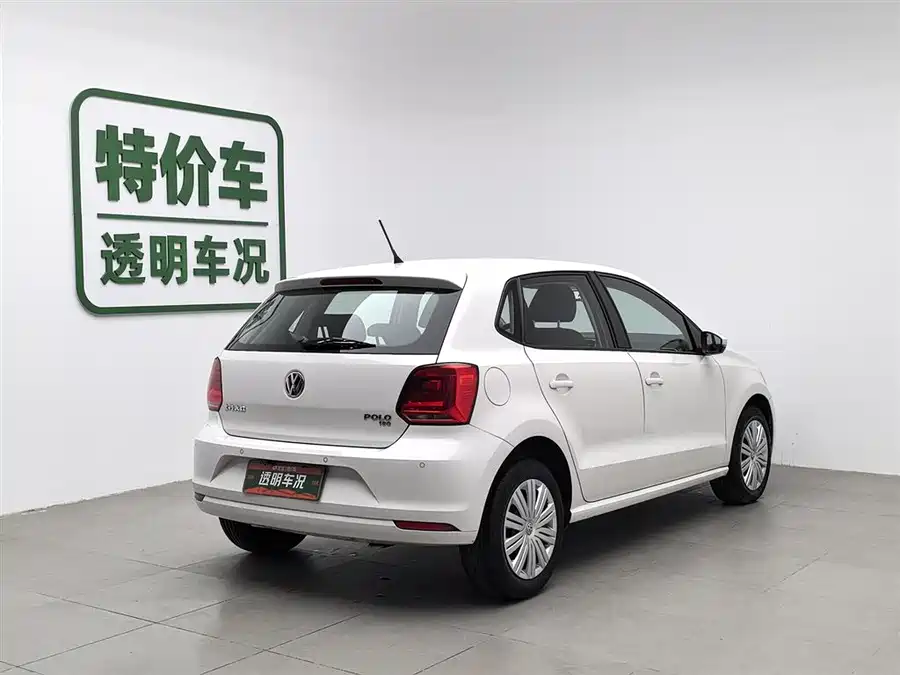 Used Volkswagen Polo 2016 1.6L automatic comfort model