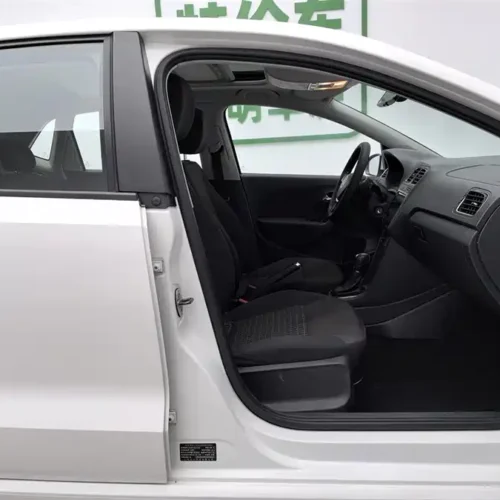 Used Volkswagen Polo 2016 1.6L automatic comfort model