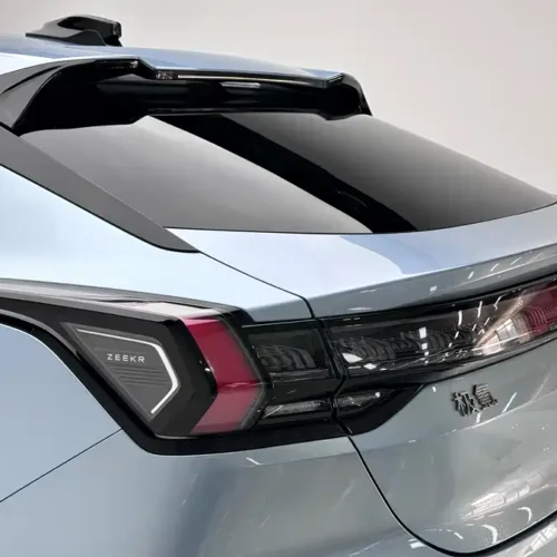 900x675_0_q87_c42_autohomecar__Chto52lUXCaATkCuAAasotV6Iks244.jpg.webp Used Zeekr 001 2022 model super long battery life dual motor YOU version