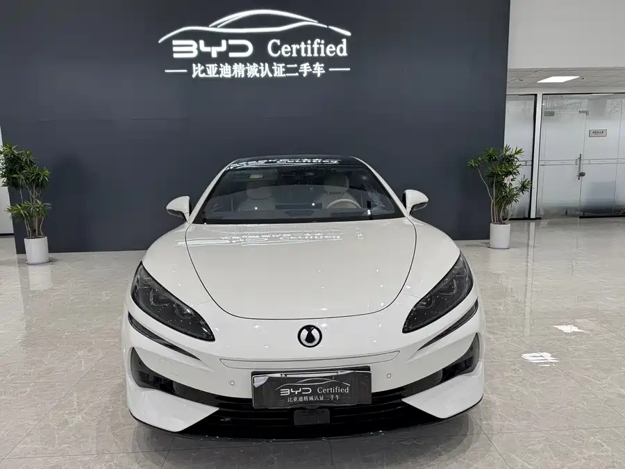 Used Denza Z9 2024 1100km four-wheel drive Max version