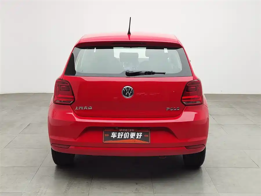 Used Volkswagen Polo 2016 1.4L manual fashion model