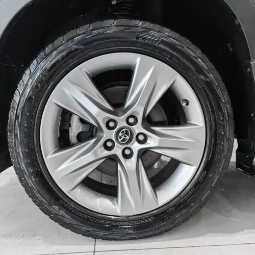 Used Toyota Highlander 2018 2.0T four-wheel drive luxury version 7 seats National V