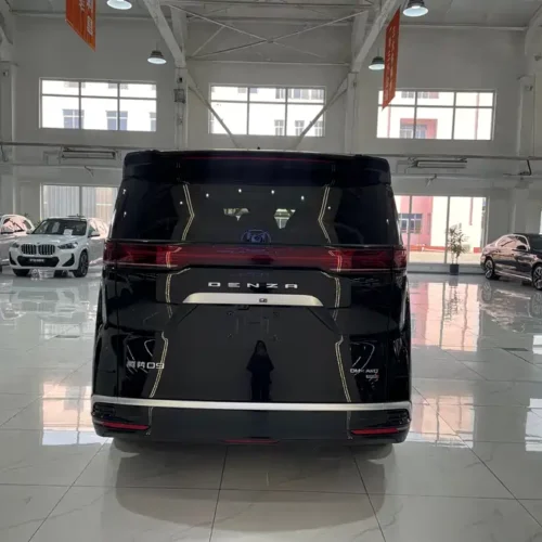 900x675_0_q87_c42_autohomecar__Chto52lojFuANG1GAAeh_HDP5xs277.jpg.webp Used Denza D9 2025 DM-i smart driving version 1020 four-wheel drive premium model
