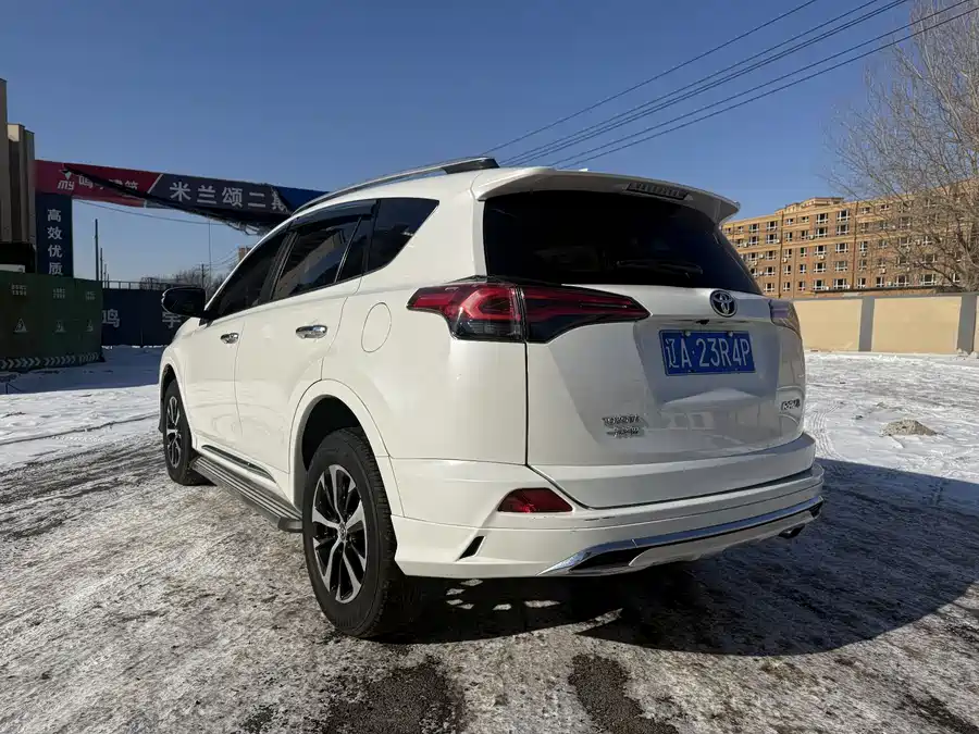 Used Toyota RAV4 Rongfang 2016 2.0L CVT two-wheel drive comfort version National V