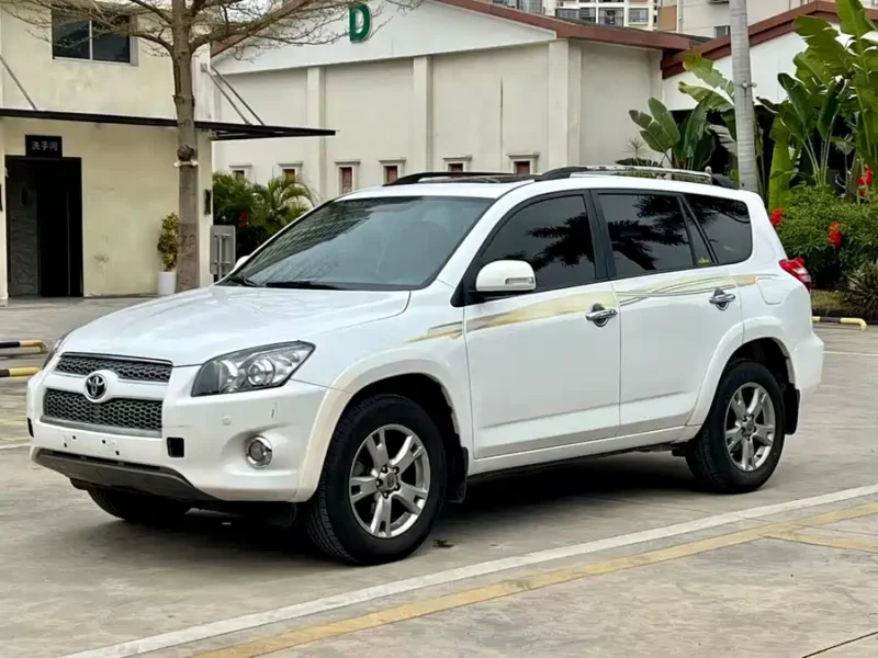 Used Toyota RAV4 Rongfang 2013 Special Edition 2.4L automatic four-wheel drive