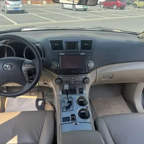 900x675_0_q87_c42_autohomecar__Chto52m2dO-ALfTwAAXNZg-6EHE530.jpg.webp Used Toyota Highlander 2009 2.7L 2WD 7-seat luxury navigation version