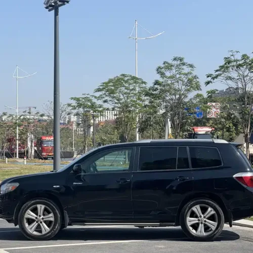 900x675_0_q87_c42_autohomecar__Chto52m2dOKAZsPwAAkGGEThgkU606.jpg.webp Used Toyota Highlander 2009 2.7L 2WD 7-seat luxury navigation version