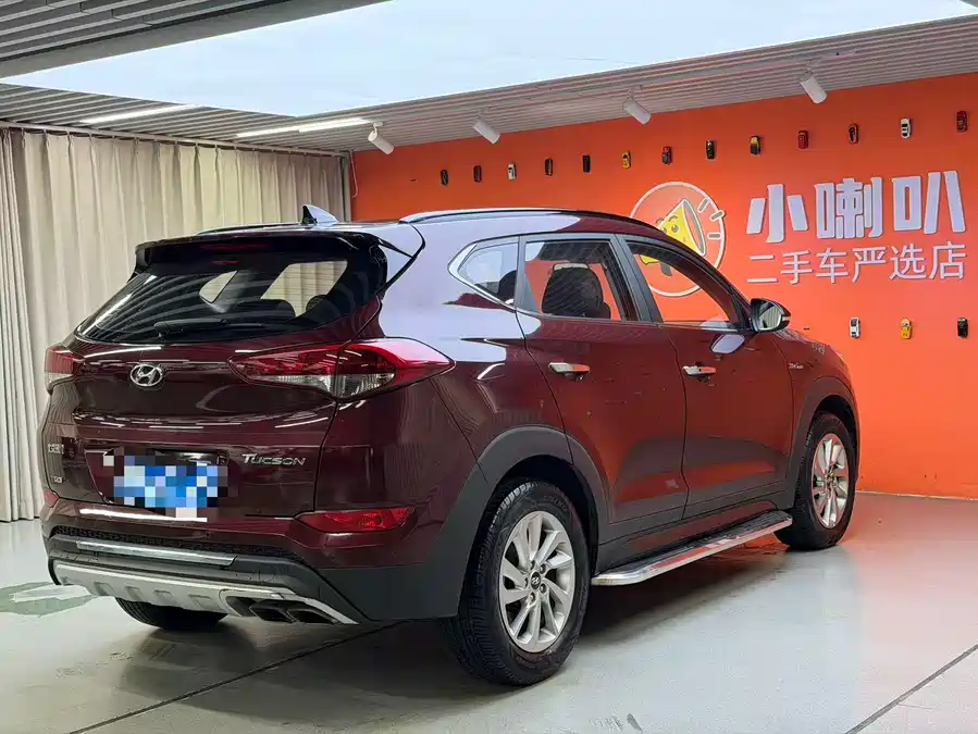 900x675_0_q87_c42_autohomecar__Chto52m2qz6AGrKlAARkxIpwEQA829.jpg.webp Used Hyundai Tucson 2018 1.6T dual-clutch two-wheel drive 15th anniversary special edition