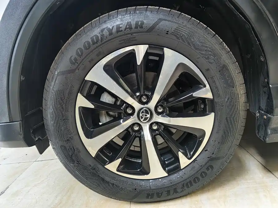 Used Toyota RAV4 Rongfang 2019 2.0L CVT 2WD Fashion X Limited Edition National V