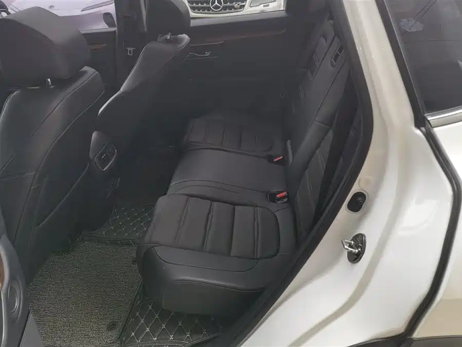 900x675_0_q87_c42_autohomecar__Chto52m6FnyAbWhTAAE2mfN8oGo371.jpg.webp Used Honda CR-V 2017 240TURBO CVT two-wheel drive fashion version