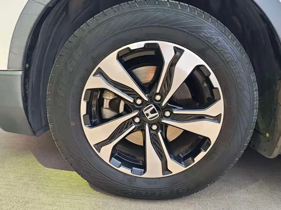 900x675_0_q87_c42_autohomecar__Chto52m6HHqAFQ-nAAfsvSa8qjE514.jpg.webp Used Honda CR-V 2017 240TURBO CVT two-wheel drive fashion version