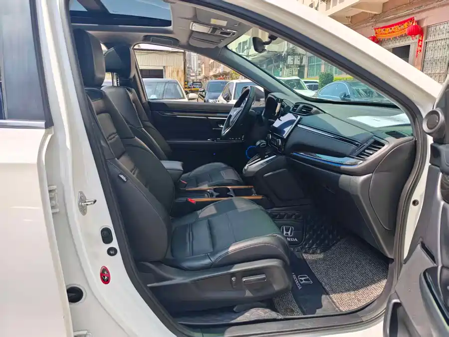 900x675_0_q87_c42_autohomecar__Chto52m6HHyAUP_eAAemtnFxBTg149.jpg.webp Used Honda CR-V 2017 240TURBO CVT two-wheel drive fashion version