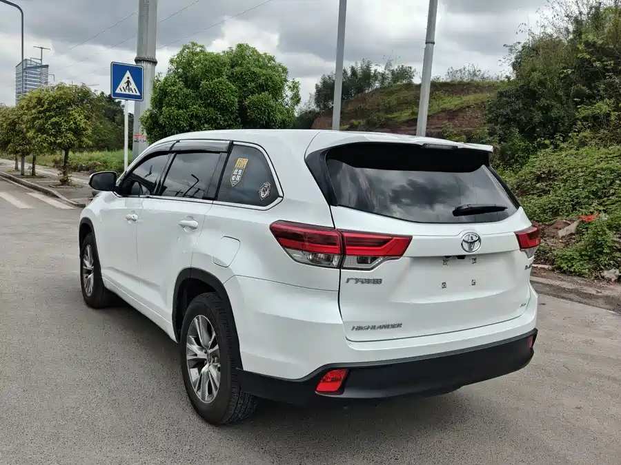 900x675_0_q87_c42_autohomecar__Chto52m6OaiAAy-JAAlpQvXGsKQ522.jpg.webp Used Toyota Highlander 2021 2.0T four-wheel drive elite version 7 seats
