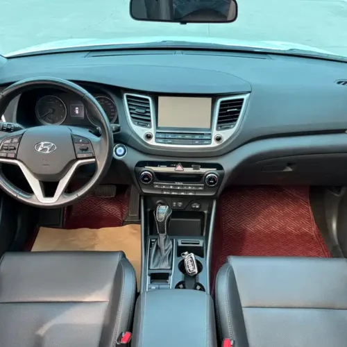 900x675_0_q87_c42_autohomecar__Chto52m6Q8eAde4fAAoCq4cZbmk188.jpg.webp Used Hyundai Tucson 2018 1.6T dual-clutch two-wheel drive 15th anniversary special edition