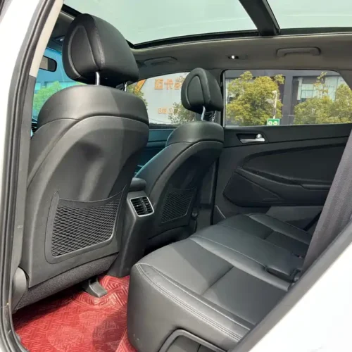 900x675_0_q87_c42_autohomecar__Chto52m6Q8uASPVlAAjeQ2zhQhM716.jpg.webp Used Hyundai Tucson 2018 1.6T dual-clutch two-wheel drive 15th anniversary special edition