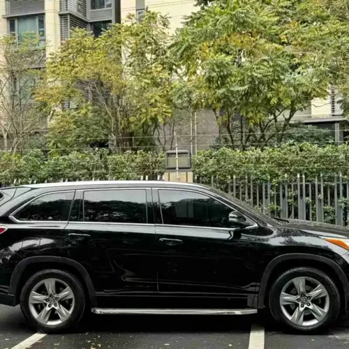 Used Toyota Highlander 2017 2.0T four-wheel drive luxury version 7 seats