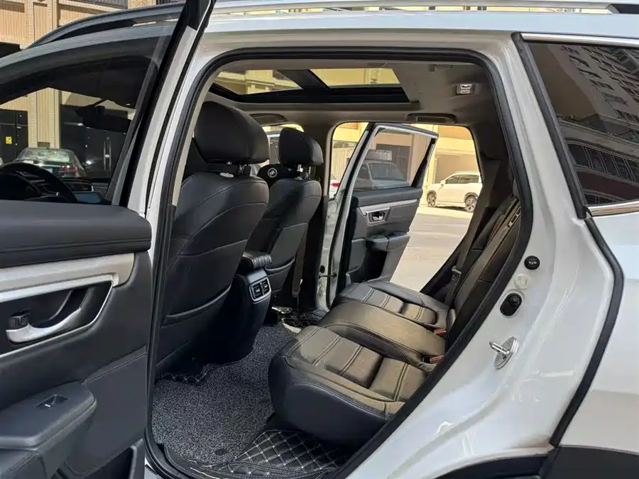 900x675_0_q87_c42_autohomecar__Chto52m6xCiAA7tEAAIpbPxeL5I982.jpg.webp Used Honda CR-V 2021 240TURBO CVT two-wheel drive Black Jazz Edition