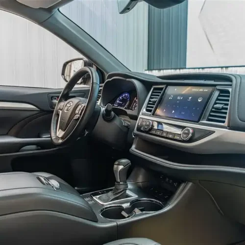 Used Toyota Highlander 2021 2.0T four-wheel drive luxury version 7 seats