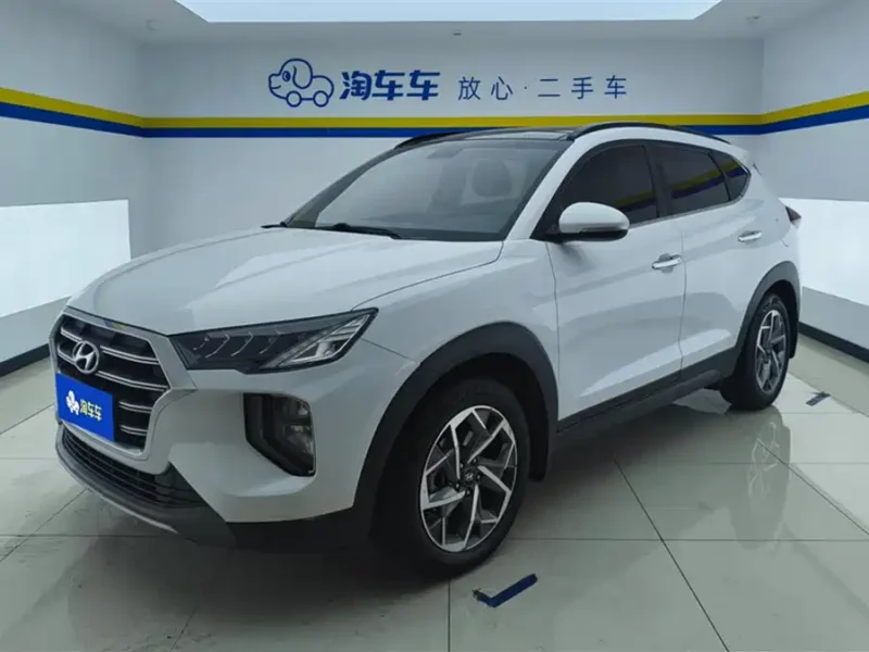 900x675_0_q87_c42_autohomecar__Chto52m708CAF1zMAAFE7nidWTY485.jpg.webp Used Hyundai Tucson 2019 280TGDi dual-clutch two-wheel drive fashion version National VI