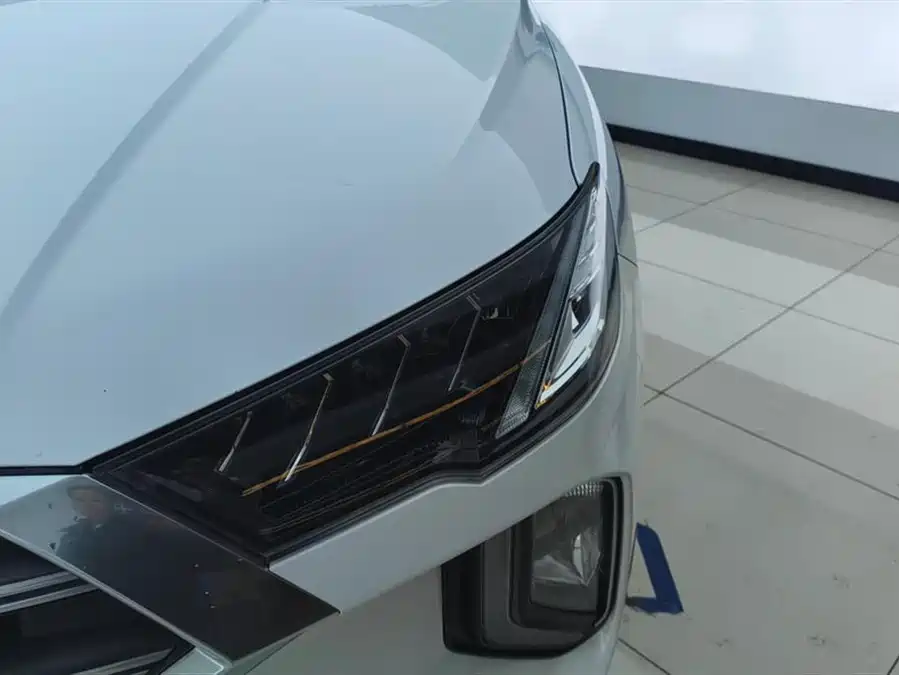 900x675_0_q87_c42_autohomecar__Chto52m708GAZU5jAADtzBzuFDY795.jpg.webp Used Hyundai Tucson 2019 280TGDi dual-clutch two-wheel drive fashion version National VI