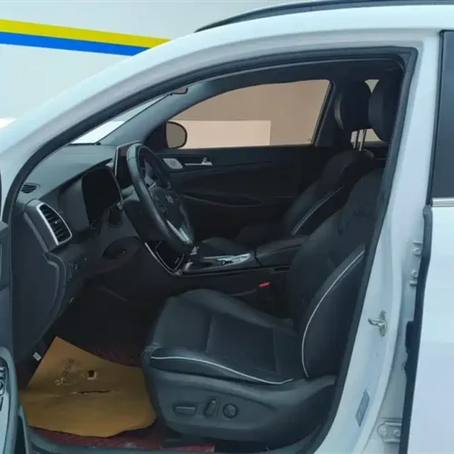 900x675_0_q87_c42_autohomecar__Chto52m708KADt0jAAFGJgxKVzU792.jpg.webp Used Hyundai Tucson 2019 280TGDi dual-clutch two-wheel drive fashion version National VI