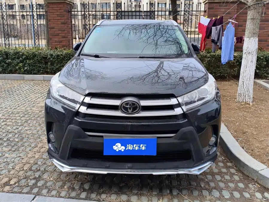 Used Toyota Highlander 2018 2.0T four-wheel drive luxury version 7 seats National V