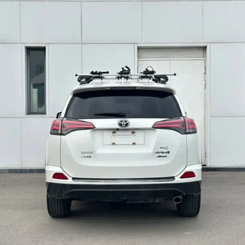 900x675_0_q87_c42_autohomecar__Chto52m7S0SAVfW8AAfHZTsaykc710.jpg.webp Used Toyota RAV4 Rongfang 2016 2.0L CVT two-wheel drive fashion version National V