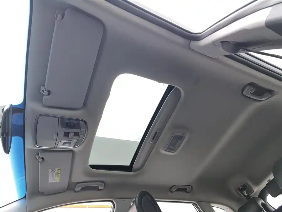 900x675_0_q87_c42_autohomecar__Chto52m7jkWAfI8_AAEfiAaxTe4083.jpg.webp Used Hyundai Tucson 2015 1.6T dual-clutch two-wheel drive intelligent model