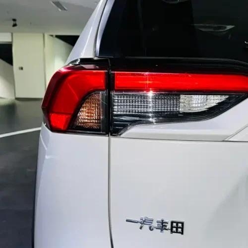 Used Toyota RAV4 Rongfang 2020 2.0L CVT two-wheel drive fashion PLUS version
