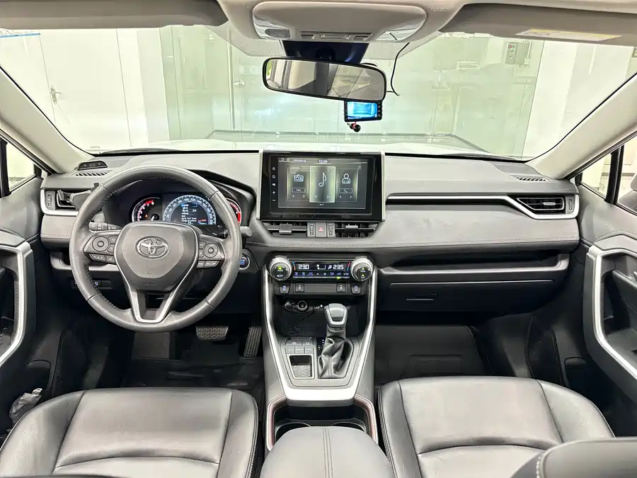Used Toyota RAV4 Rongfang 2020 2.0L CVT two-wheel drive fashion PLUS version
